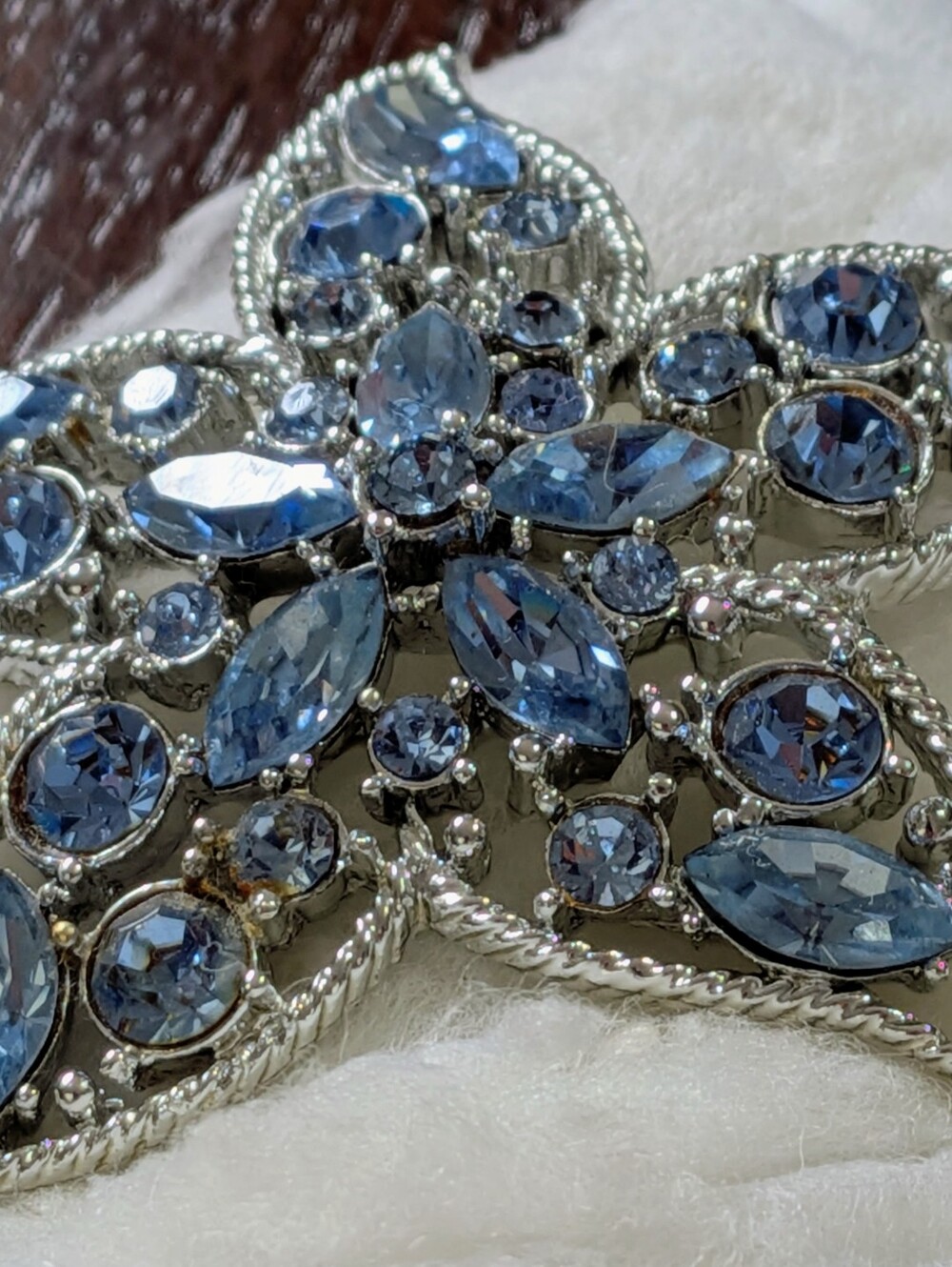 Vintage Sarah Coventry Star Fire Demi Parure Blue Rhinestone Brooch Earrings 60s